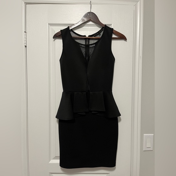 GUESS Mesh Black Bodycon Peplum Dress - Picture 2 of 3